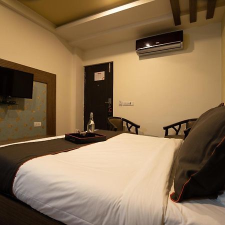 Super Collection O Golden Avenue Otel Thiruvananthapuram Dış mekan fotoğraf
